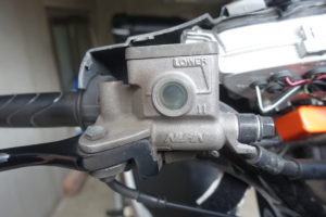 ブレーキフルード交換